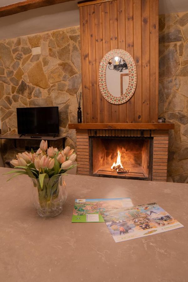 Casas Rurales Los Olivos Alcala del Jucar Bagian luar foto